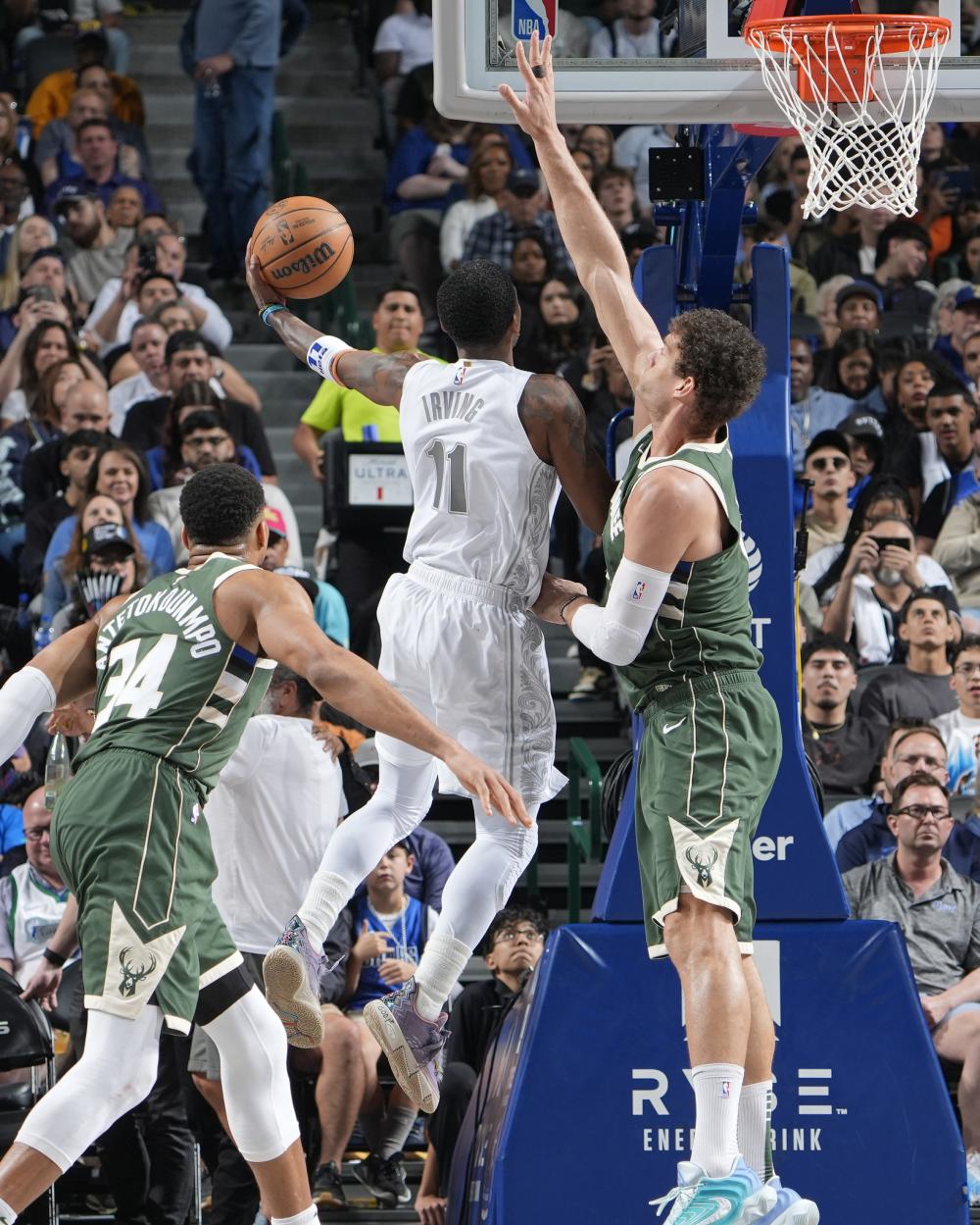 超级球星与 超级球星与